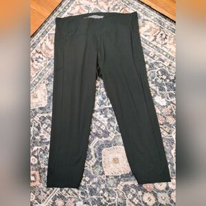 Victoria's Secret On Point FLOW Black Leggings. Size XXL. EUC!
